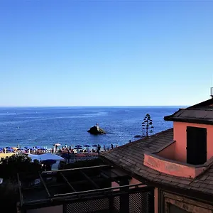  Apartment Diana Cosy Sea View Near The Italy