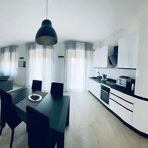  Apartment Sun Street Italy