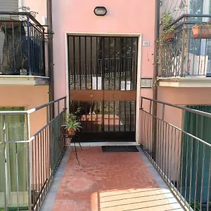  Apartment Chez Sylviehouse Italy